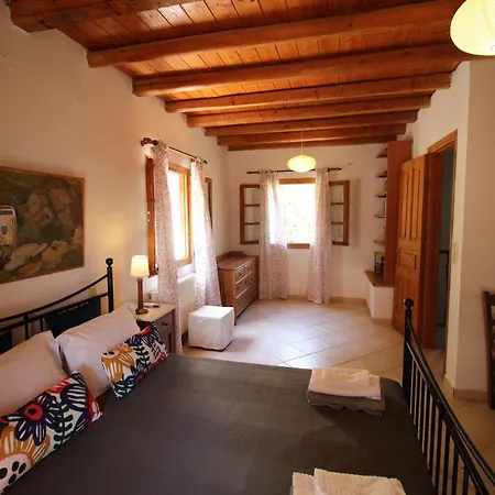 Villa Fioroula's *